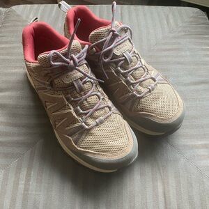 Columbia Women's Beige and Coral Sneakers